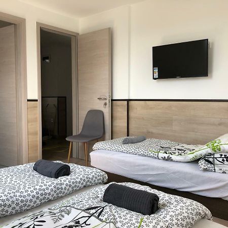 Juno Apartman Vendeghaz Miskolc Exterior photo