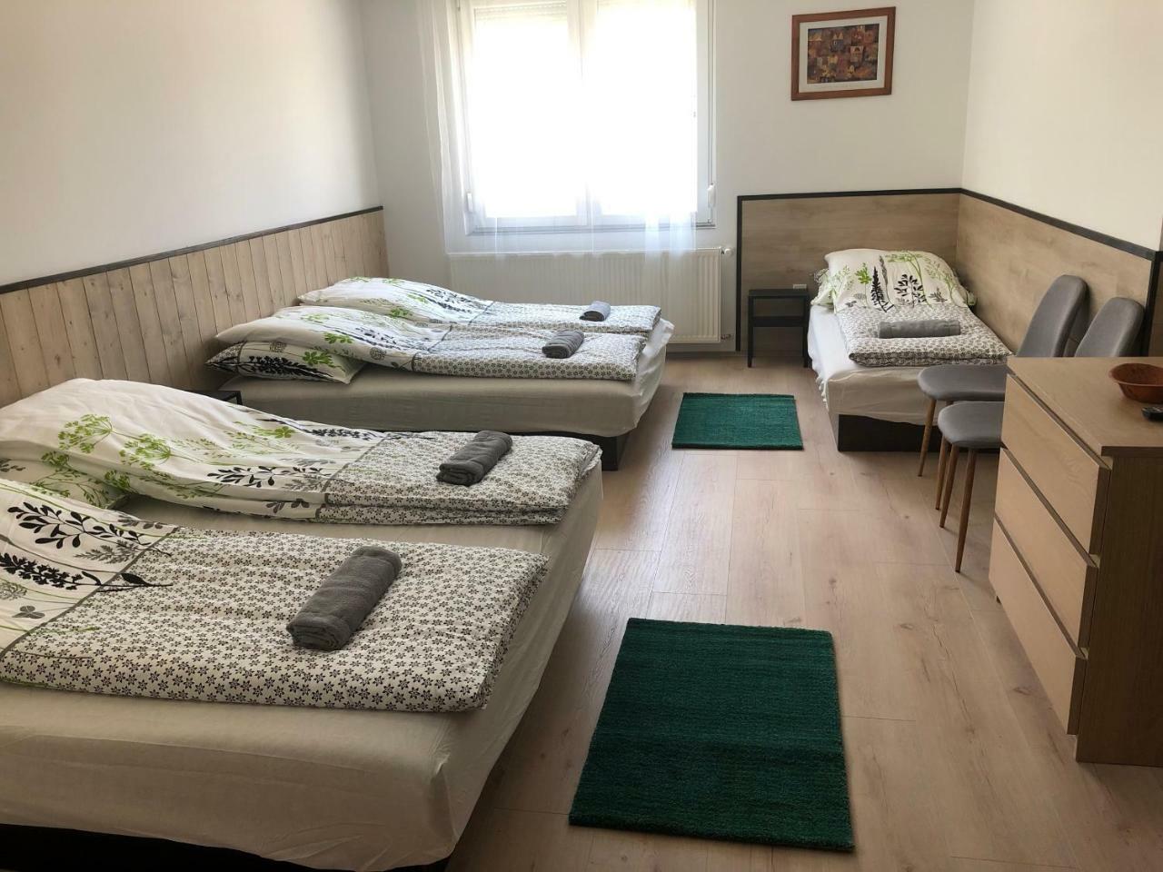 Juno Apartman Vendeghaz Miskolc Exterior photo