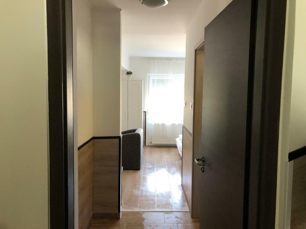 Juno Apartman Vendeghaz Miskolc Exterior photo